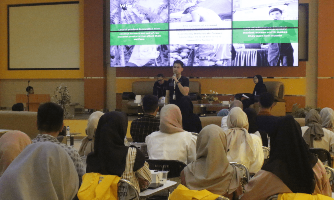 Kulaku on Economy Career Days