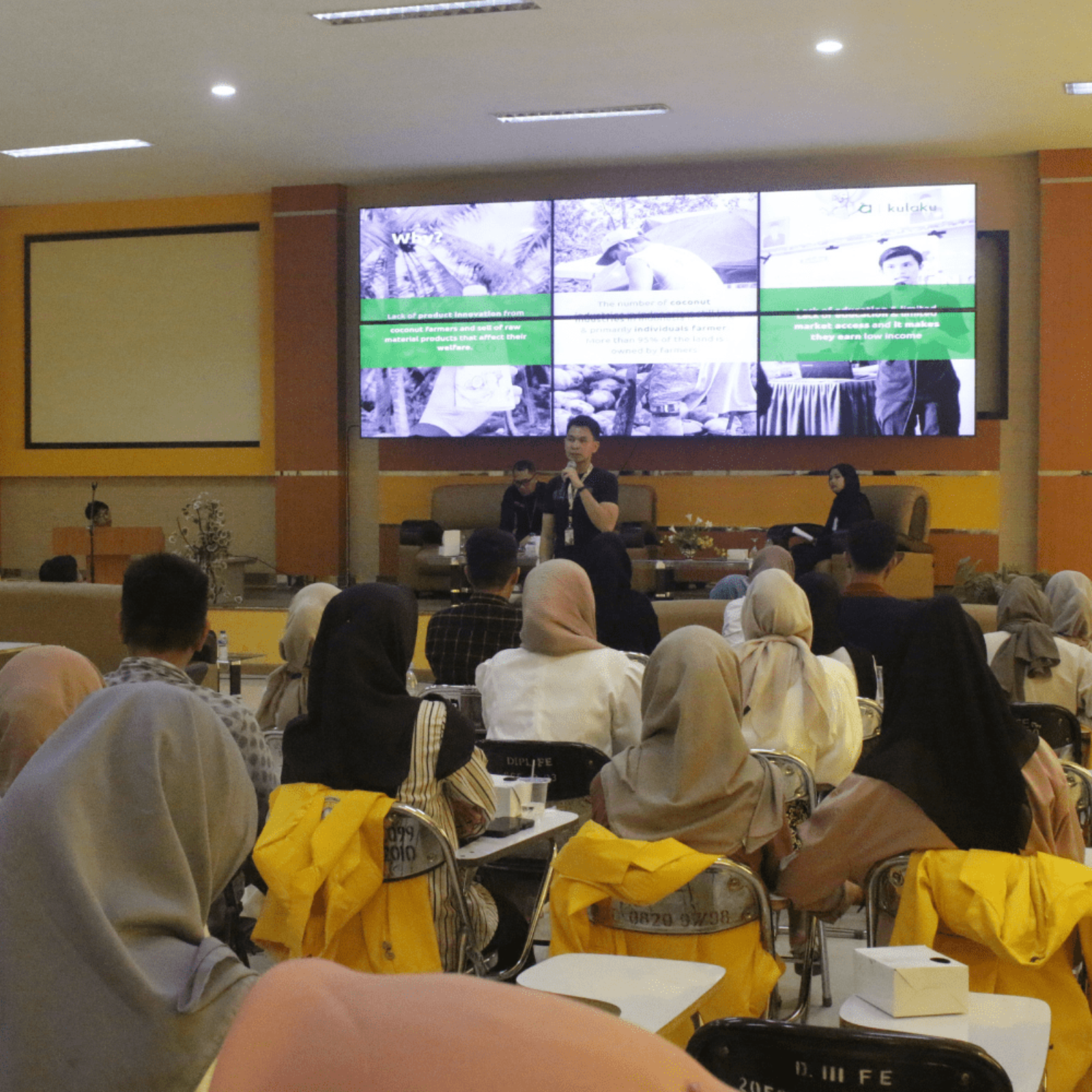 Kulaku on Economy Career Days